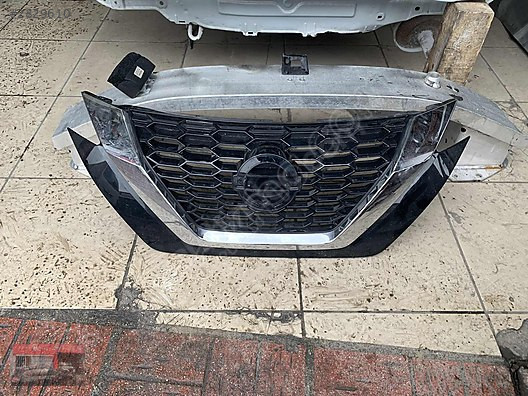 Nissan Juke 2020/24 F16 Panjur Ön Çıkma Parça