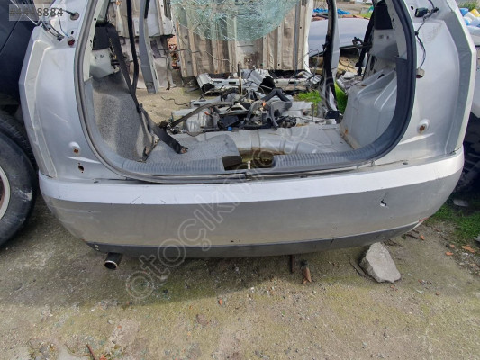 FORD FOCUS MK1 ARKA TAMPON ORJİNAL ÇIKMA