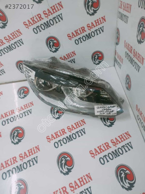 WOLKSWAGEN CADDY ALTTAN SİNYALLİ 2011-2015 MODEL FAR SIFIR