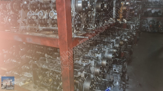 TOYOTA CORONA 2.0 ORJİNAL ÇIKMA SILINDIR KAPAĞI ÇAVUŞOĞLU TOYOTA