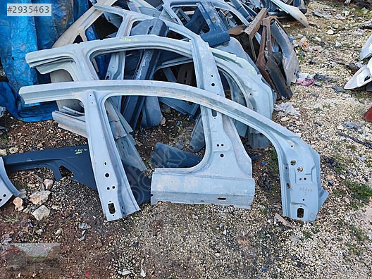Renault Megane 2 sağ marşpiyeli orijinal