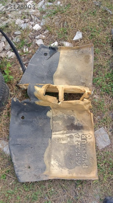 Clio 2 taban alt süngeri çıkma