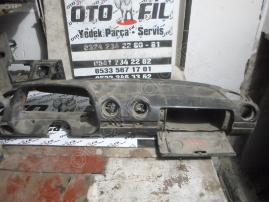 MERCEDES 123 KASA ÖN GÖĞÜS ÇIKMA ORJİNAL