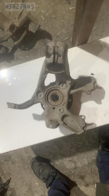Audi A3 ve Golf 7 Sol Taşıyıcı - 5Q0255 Oto Çıkma Parçalar