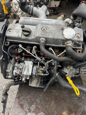 FORD CONNECT 1.8 75 LİK MOTOR