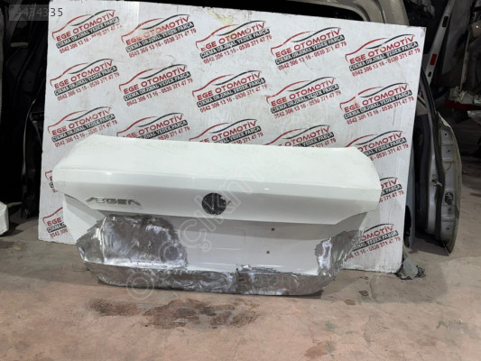 FİAT EGEA BEYAZ BAGAJ KAPAĞI ORJINAL