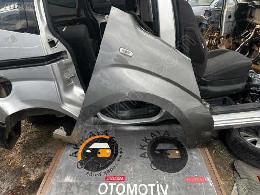 Peugeot Bipper Sağ ön Çamurluk Orjinal Çıkma