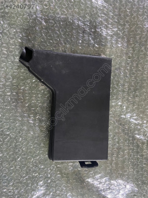 Nissan Qasqai motor içi sigorta kutusu