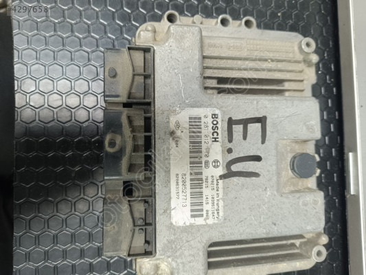 RENAULT LAGUNA 1.9 DCİ MOTOR BEYNİ 0281012588 8200527713