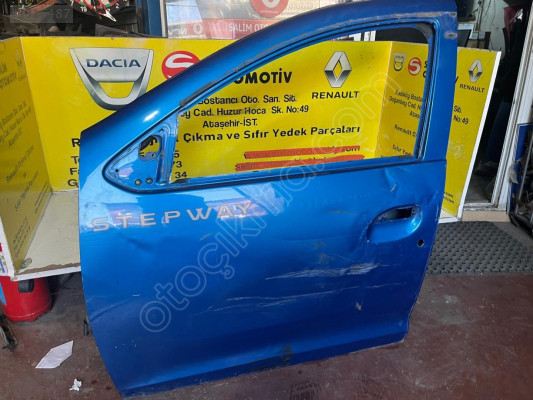 Sandero Stepway sol ön kapı