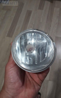Toyota Corolla sağ sis farı göbeği