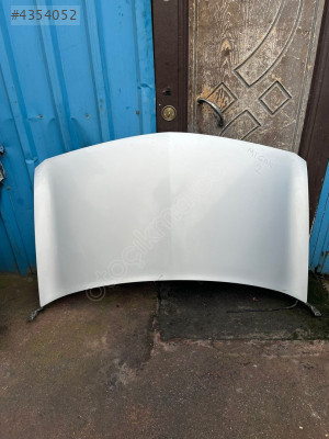 MEGANE 2 KAPUT HATASIZ ORJİNAAL ÇIKMA PARÇAA