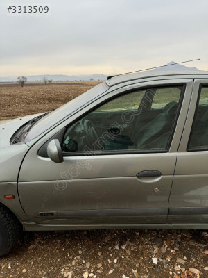 Megane 1 ön sol kapı