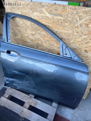 W213 kasa Mercedes sağ ön kapı A2137220249