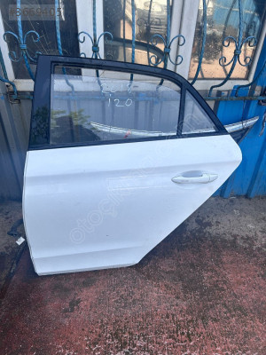2018 HYUNDAİ i20 SOL ARKA KAPI