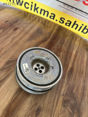 BMW F70 120İ KRANK KASNAĞI ÇIKMA ORJİNAL