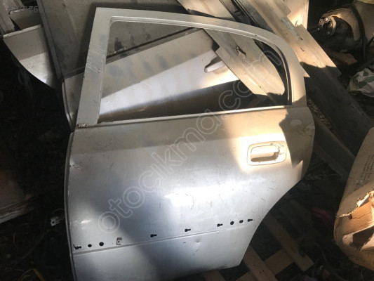 Opel astra G ÇIKMA sol arka kapı