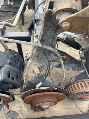 PEUGEOT PARTNER TEPEE ARKA DİNGİL