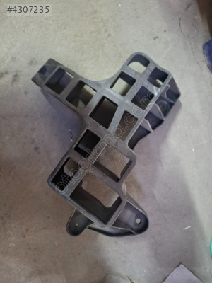 Dacia sendero arka tampon braket sol 8200735454