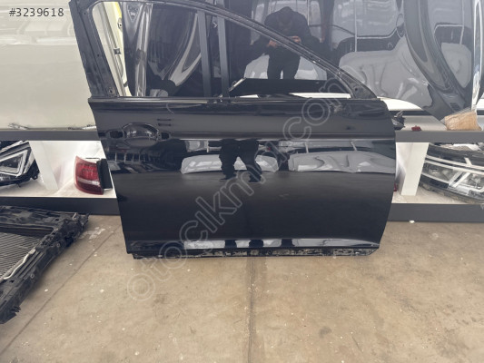 Passat b8 sağ ön kapı siyah hatasız Orjinal