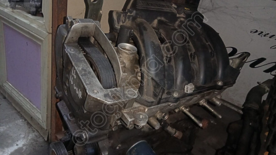 Renault Clio 2 1.6 16v silindir kapak eksantrik kapak dolu