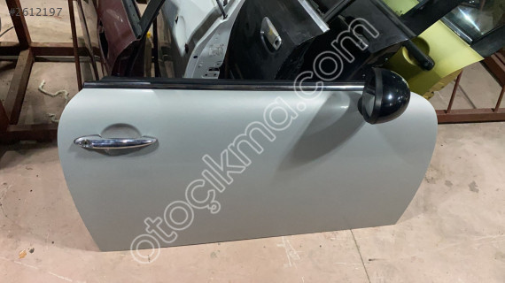 MİNİ COOPER CLUBMAN SAĞ ÖN KAPI