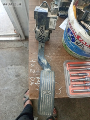 Kia Pregio gaz pedalı