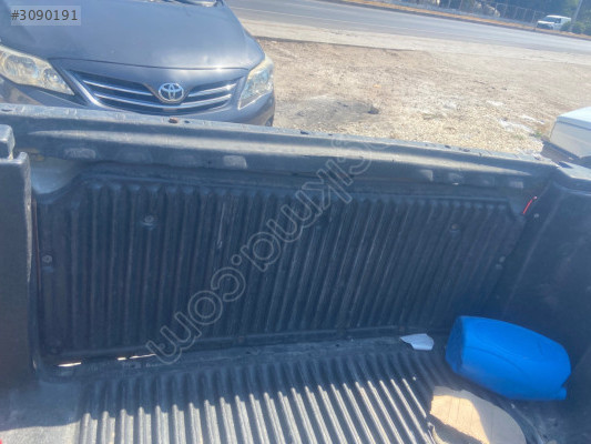 Fiat strada bagaj kapağı