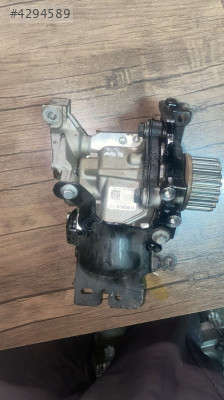 Renault Megane 4 Çıkma 1.5 Adblue Mazot Pompası