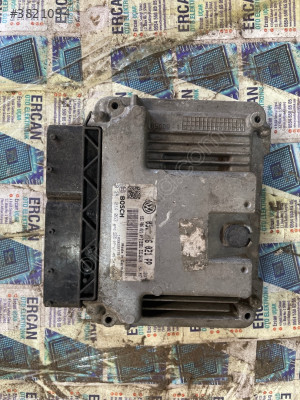 1039s22778 VW GOLF 5 Motor Beyni
