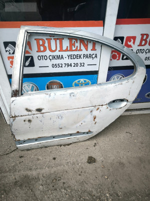 Renault Megane 1 sol arka kapı