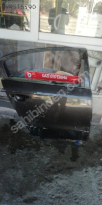 VOLKSWAGEN PASSAT B6 SAĞ ARKA KAPI