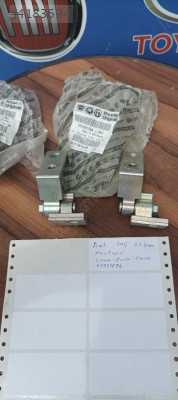 Fiat Linea sağ ön kapı menteşesi