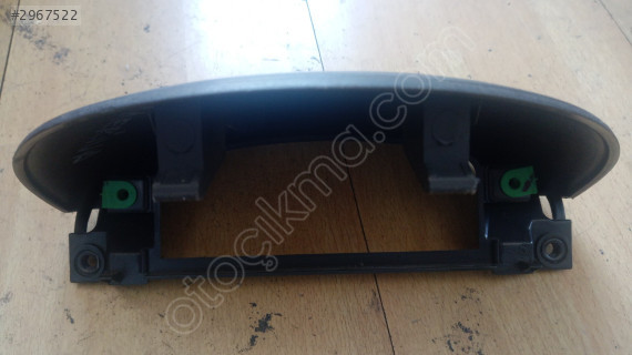 Opel Corsa c gösterge çerçevesi 09114457 gm