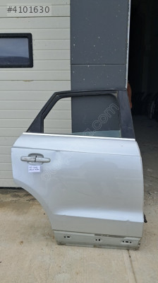 ARKA KAPI - SAĞ - AUDI Q3 12-18 - ( 8U0833052 )