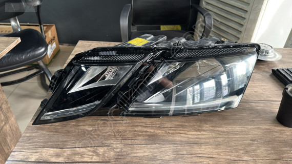 SKODA OCTAVİA MERCEKLİ LED SOL FAR 5E1941015D