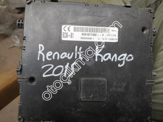 Renault Kangoo 2015 model 82011077402- -B