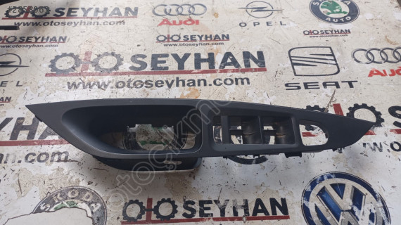 5F1867171A Seat Leon 2015 sol ön kapı cam açma düğmesi çerçevesi