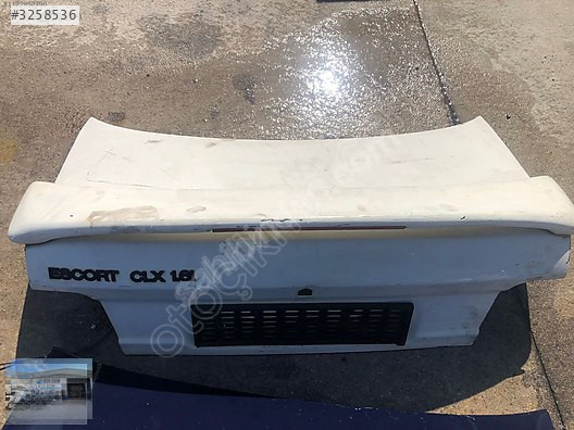 OTO CEMDEN ÇIKMA FORD ESCORT SEDAN BAGAJ KAPAĞI