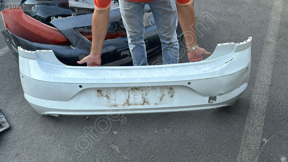 Volkswagen Polo 2017 Model 23 Arka Tampon Çıkma Parça