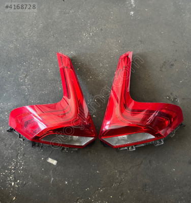 VOLVO V40 SAĞ SOL STOP ORJİNAAL ÇIKMA PARÇAA
