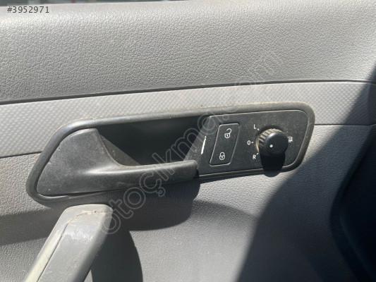 VOLKSWAGEN CADDY SOL ÖN KAPI AYNA AYAR DÜĞMESİ