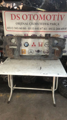 1997-1999 MAZDA E2200 ÖN PANEL