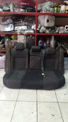 İNSİGNİA ARKA KOLTUK ÇIKMAA ORJİNALL