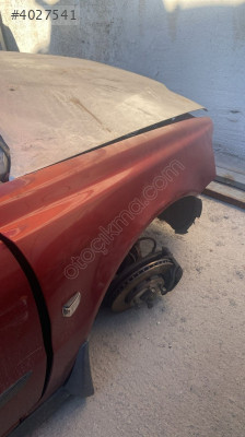 Volvo s40 97-2005 çıkma hatasız sağ ön çamurluk