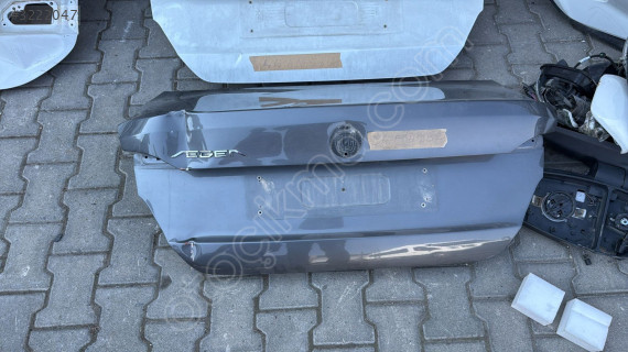 Fiat Egea Füme Renk Bagaj Kapağı - Çıkma Oto Parçaları