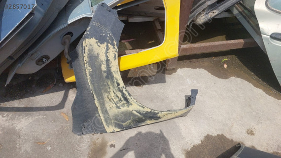 Clio 4 sağ ön çamurluk