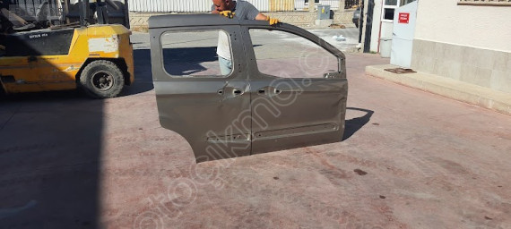 FORD COURİER SAĞ ÖN ARKA KAPI  SEFALILAR OTO CIKMA