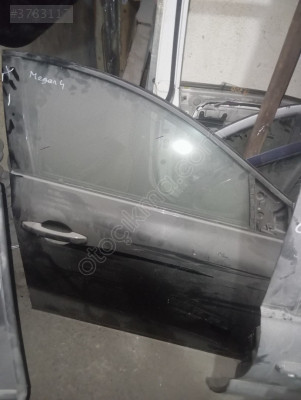 Megane 4 sağ ön kapı siyah