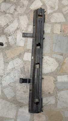 Peugeot 5008 2013 Ön tampon montaj braketi 9686176580 dkn